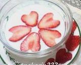 苺で✿桜✿の飾り切り作り方4写真