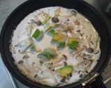 アボカドときのこのクリームパスタ作り方4写真