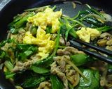 豚肉・ホウレン草・卵の塩麹×塩昆布炒め作り方11写真