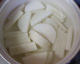 鶏肉と大根とうどの煮物作り方7写真