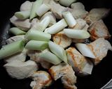 鶏むね肉とネギの炒め物作り方5写真