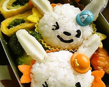 簡単ちくわでうさぎおにぎり♪キャラ弁作り方4写真
