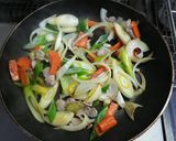 基本の焼きうどん★だしが効いた醤油味★作り方2写真