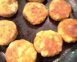 こってり♪南瓜おやきの味噌マヨバター絡め作り方3写真