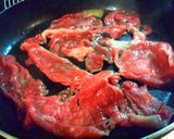 ニンニク風味！牛肉とタマネギの醤油炒め作り方5写真