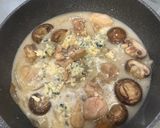 チキンのブルーチーズクリームソース煮作り方5写真