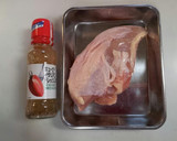 *簡単レシピ 鶏のﾄﾞﾚｯｼﾝｸﾞﾏﾘﾈ作り方1写真