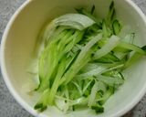 ツナマヨレモン+胡瓜玉葱のロールサンド作り方1写真
