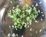 ソーセージとニラの花のスパゲッティ🌼作り方3写真