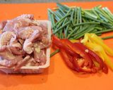 パパッとうまぁ❤鶏ももと野菜の炒め物作り方2写真