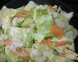 かなるンちの塩麹春キャベツと鶏肉の炒め物作り方2写真