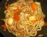 温卵とろ～り♪豚キムバター焼きうどん作り方4写真