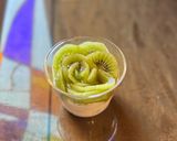 ほっこり🫶ヨーグルトにキウイとメープルシロップ作り方3写真