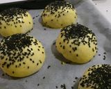 大人気☆黒ごまたっぷり！こしあんパン作り方4写真