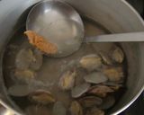 春キャベツとあさりの、丸鶏がらスープ煮♬作り方3写真