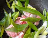 茗荷とぶた肉の塩昆布炒め作り方3写真