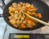 にんにくの芽と人参と豚肉のキムチ炒め＆厚揚げ作り方7写真