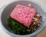 餃子風春巻きとアボカド餃子のセット作り方2写真