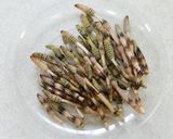 土筆と玉葱のかき玉味噌汁作り方1写真