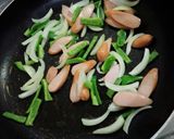 お手軽ランチ！マカロニでナポリタン♪作り方2写真