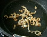 ＊豆苗とカリカリ鶏皮のピリ辛胡麻酢和え＊作り方4写真