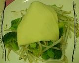 節約♡もやしとブロッコリーの卵のせ作り方4写真