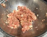パン粉なし！片栗粉でふわ豚肉ハンバーグ作り方1写真