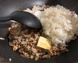 卵のっけバター醤油焼き飯作り方3写真