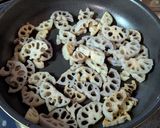 子ども喜ぶ♡シャキシャキ蓮根の甘辛炒め作り方5写真