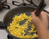 包丁いらず。鶏そぼろごはん作り方4写真