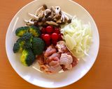 ＜健康レシピ＞鶏肉と彩り野菜の蒸し煮作り方1写真