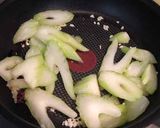 豚こまとセロリの塩麹炒め作り方6写真