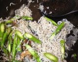 カリカリ食感！じゃこと菜の花パスタ作り方3写真