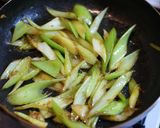 セロリの焼きマリネ作り方2写真