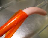 簡単！魚肉ソーセージがツルンとむける♪作り方3写真