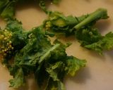 梅風味★牛カタロースと菜の花の味噌炒め作り方1写真
