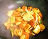 カブと揚げはんぺんの炒め煮作り方6写真