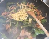 牛肉マッシュルームほうれん草のクリーム煮作り方8写真