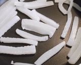 ウインナーとこんにゃくのカラフル炒め作り方3写真
