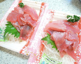 すぐ出来る♪アボカドとマグロの和え物！作り方2写真