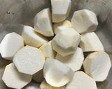 里芋とこんにゃくの煮っころがし。作り方1写真