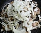 豚肉ときのこのオイスターソース炒め作り方5写真