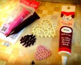 コツ満載！デコペンで豪華なデコレーション作り方16写真
