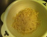 シーザードレッシングで味付け生パスタ作り方1写真