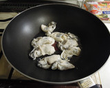 牡蠣のしょうゆ炒め おかかあえ作り方6写真