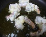 海老のチーズフリットとバジルのパスタ作り方3写真