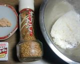 ベビーチーズスモーク味と鮭ごまおにぎり♪作り方1写真