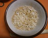 エビたっぷりとろろスープの春パスタ作り方1写真