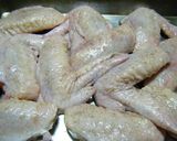 赤ワイン風味☆鶏手羽先のグリル焼き作り方1写真