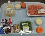 塩麹チキンバーグ作り方1写真